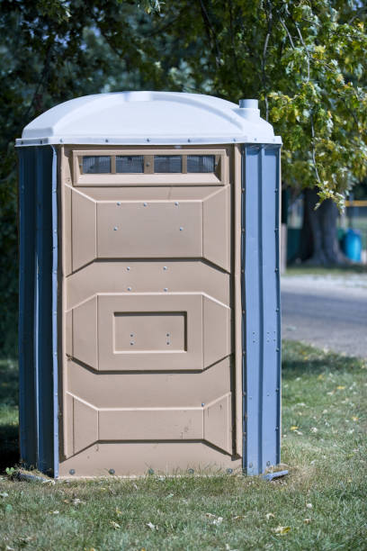 Best Porta potty delivery and setup  in Clyde, OH