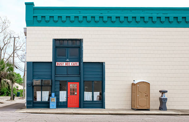 Best Portable toilet rental cost  in Clyde, OH